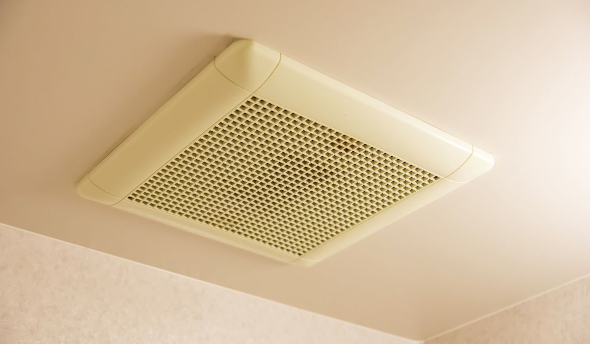 Instalação de exaustor no quarto - Socorra-me Marido de Aluguel