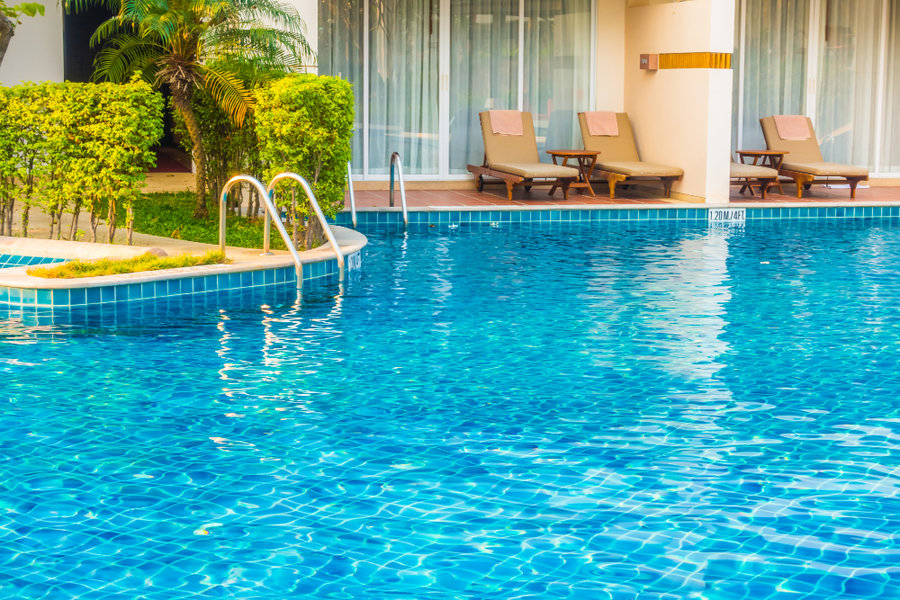 Limpador de piscina - Socorra-me Maridos de Aluguel Unihands