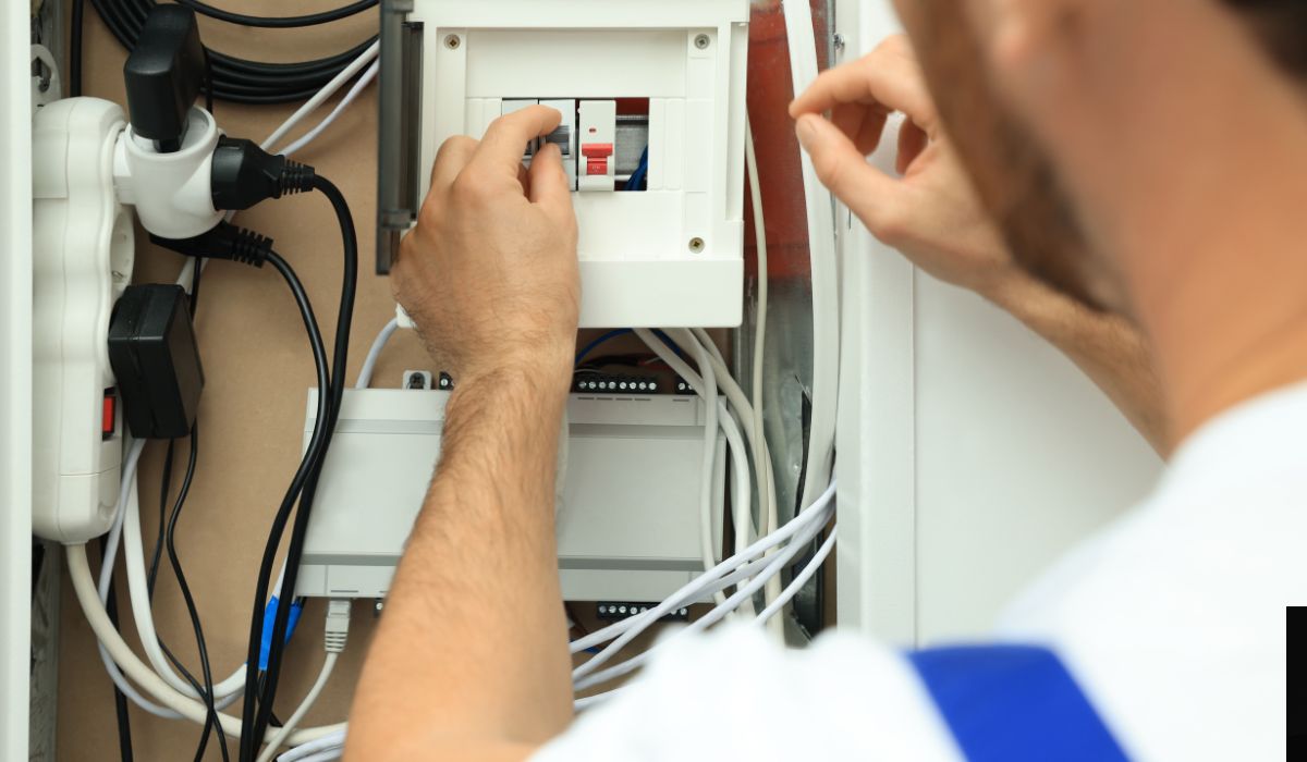 Como ligar um quadro de distribuição - Socorra-me Maridos de Aluguel Unihands