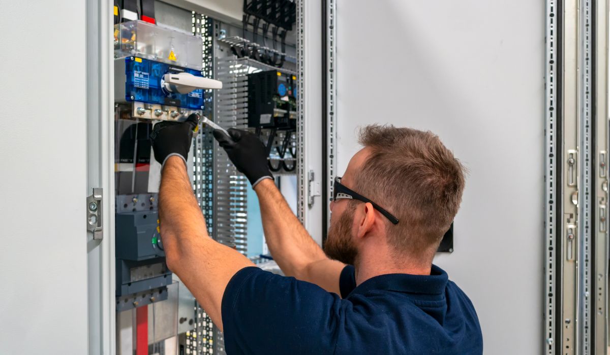 Distribuir circuitos elétricos residenciais - Socorra-me Maridos de Aluguel Unihands